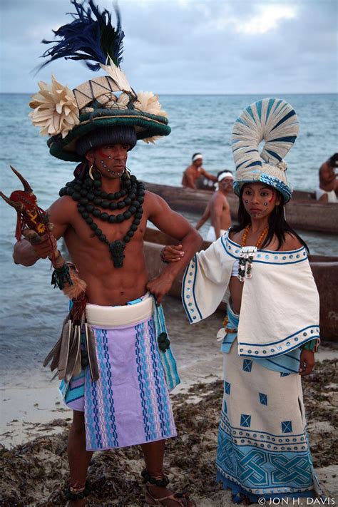 mayas vestimenta